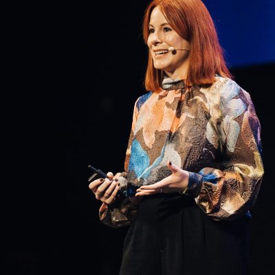 Vicki Loomes